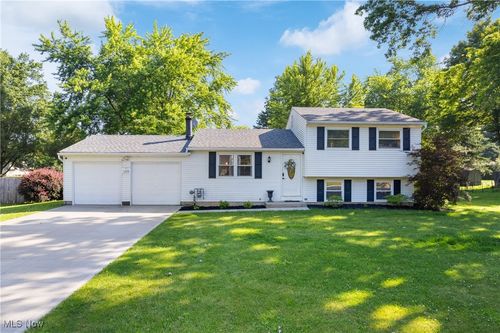 1295 Hibbard Dr, Stow, OH, 44224-1221 | Card Image