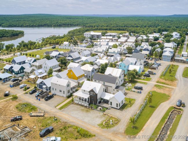 56 Center Ln, House other with 4 bedrooms, 4 bathrooms and null parking in Carlton Landing OK | Image 46