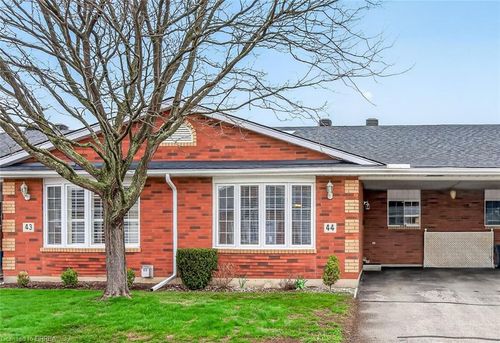 44-570 West St, Brantford, ON, N3R7Y7 | Card Image