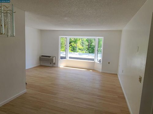 3-1224 Skycrest Dr, Walnut Creek, CA, 94595-1800 | Card Image