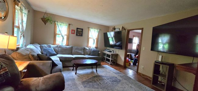 371 Baker Rd, House other with 4 bedrooms, 3 bathrooms and null parking in Henniker NH | Image 12