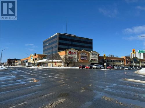 245-40 Elm St, Sudbury, ON, P3C1S8 | Card Image