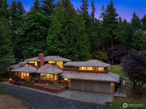16508 Ne 134th Pl, Redmond, WA, 98052-1712 | Card Image