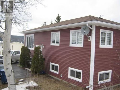 2 Mcwhirters Lane, Corner Brook, NL, A2H1Y3 | Card Image