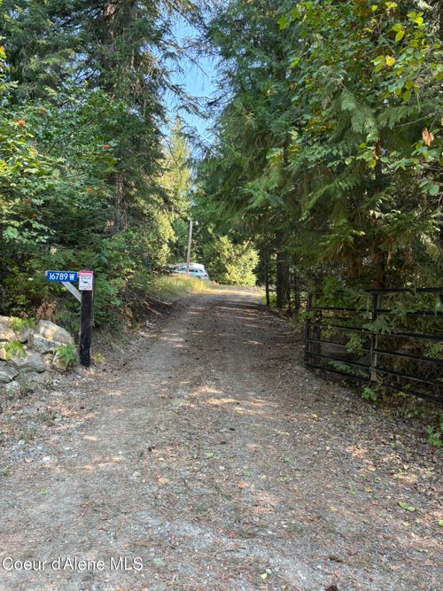 16789 W Left Fork Rd, Hauser, ID, 83854-5588 | Card Image