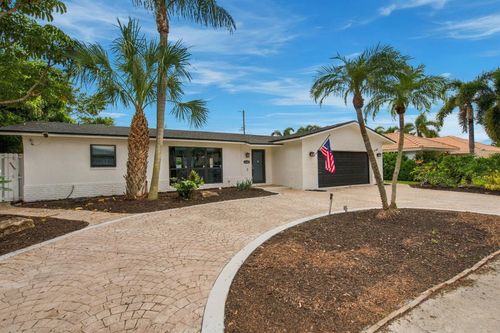 2102 Ne 68th St, Fort Lauderdale, FL, 33308-1111 | Card Image