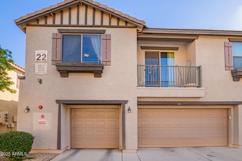 8117 W Groom Creek Rd, Phoenix, AZ, 85043-1138 | Card Image