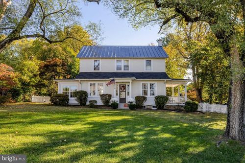 150 S 32nd St, PURCELLVILLE, VA, 20132-3218 | Card Image