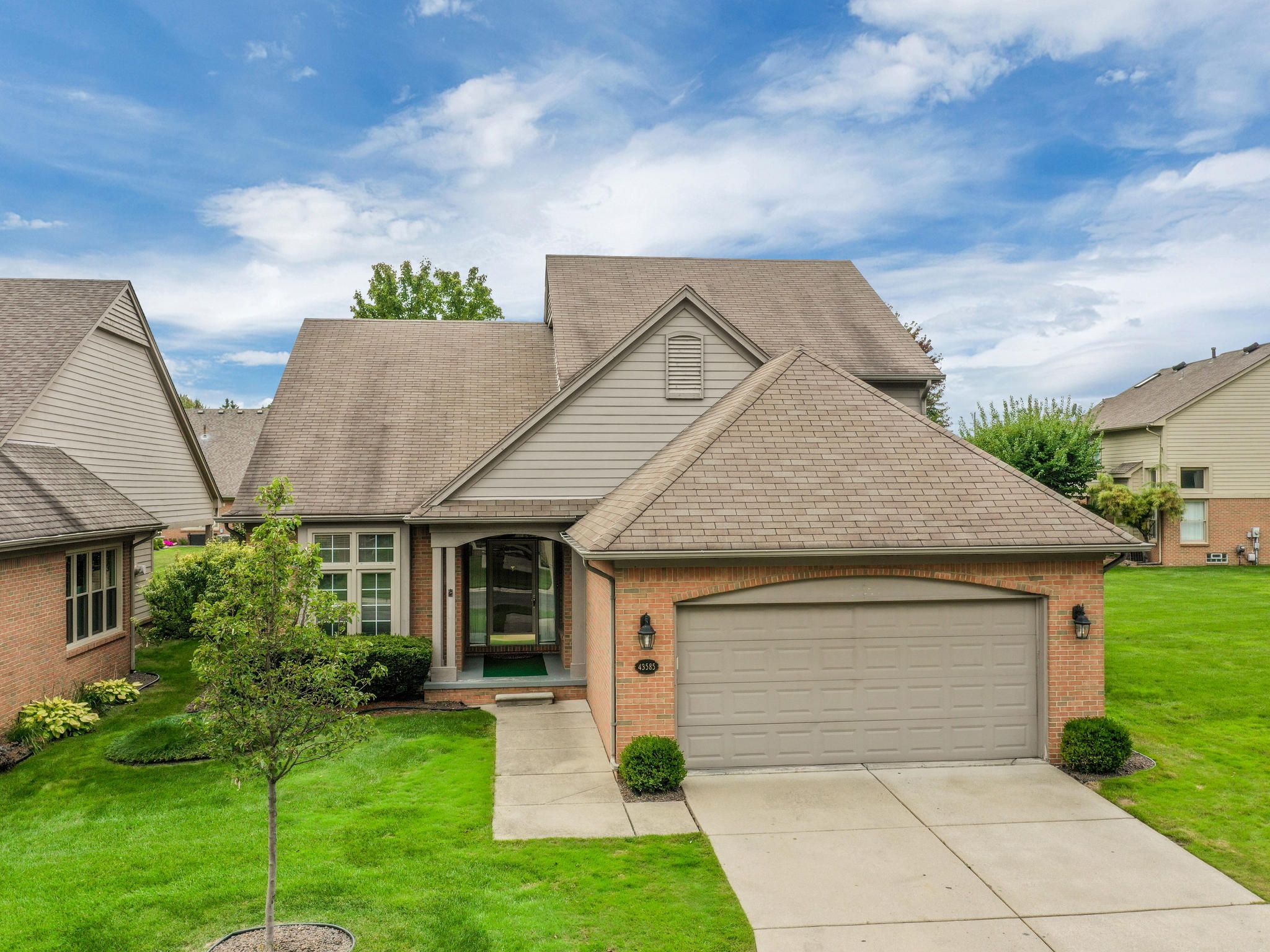 Perignon Dr, Sterling Heights, MI 48314