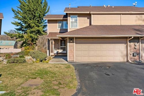 18571 Glenview Ct, Tehachapi, CA, 93561-5226 | Card Image