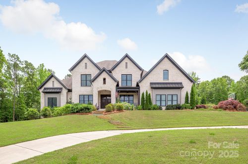 1045 Spyglass Ln, Waxhaw, NC, 28173-6545 | Card Image