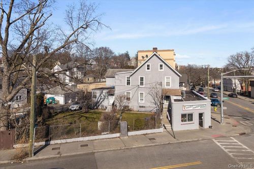 49 Lake St, White Plains, NY, 10604-2401 | Card Image