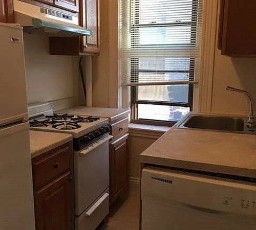 16-1576 Commonwealth Ave, Boston, MA, 02135-5005 | Card Image