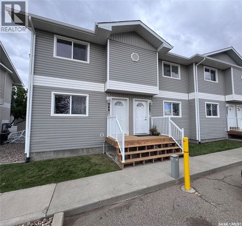 307-851 Chester Rd, Moose Jaw, SK, S6J0A4 | Card Image