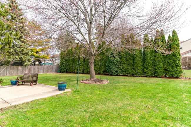 2021 Liberty Ln, House other with 3 bedrooms, 2 bathrooms and 2 parking in Gurnee IL | Image 23