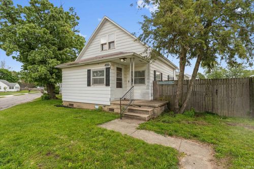 2420 Monger Ave, Elkhart, IN, 46517-4718 | Card Image