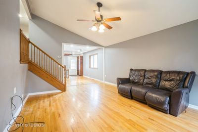 329 S Maple Street, House other with 4 bedrooms, 2 bathrooms and 2 parking in Itasca IL | Image 2