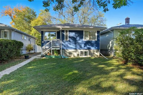 2440 Mcara St, Regina, SK, S4N2W5 | Card Image
