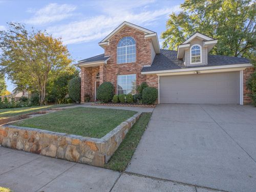 3428 Pembroke Pl, Bedford, TX, 76021-2932 | Card Image