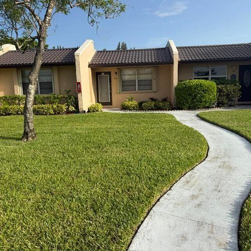 166 Lake Meryl Dr, West Palm Beach, FL, 33411-3351 | Card Image