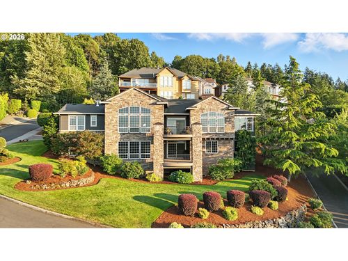 8547 Se Constance Dr, Happy Valley, OR, 97086-3406 | Card Image