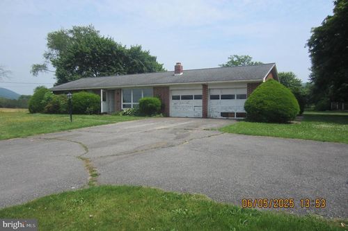 5082 State Route 209, ELIZABETHVILLE, PA, 17023 | Card Image