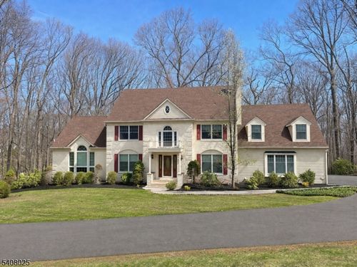 6 Bluebird Ct, FLEMINGTON, NJ, 08822-5505 | Card Image