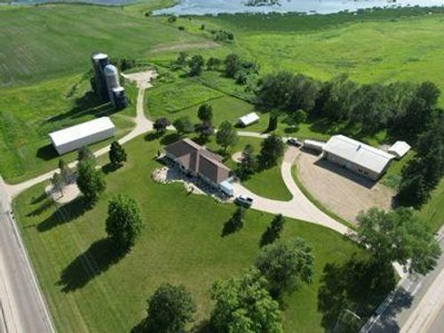 2068 Millersburg Blvd W, Dundas, MN, 55019-4024 | Card Image