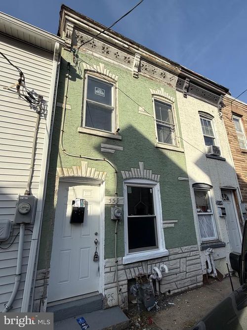 338 Cedar St, READING, PA, 19601-3121 | Card Image