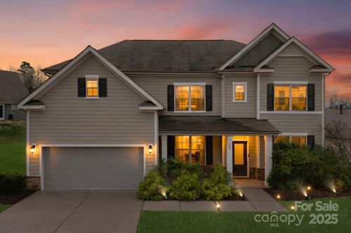 858 Oak Manor Dr Se, Concord, NC, 28025-0053 | Card Image