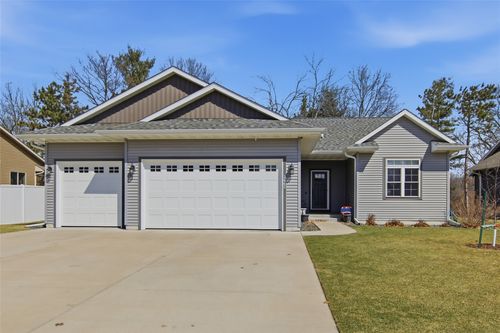3442 Creek Ridge Dr, Eau Claire, WI, 54703-6323 | Card Image