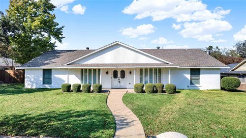 1104 W Lookout Dr, Richardson, TX, 75080-2113 | Card Image