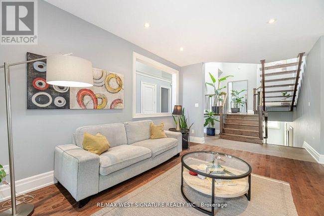 12 Gosling Rd, House other with 4 bedrooms, 4 bathrooms and 5 parking in Maple ON | Image 7
