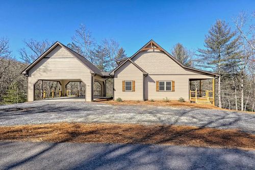 73 Cricket Ln, Warne, NC, 28909 | Card Image