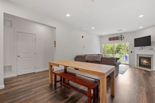 10-12 Twin Tip Ter, Lincoln, NH, 03251 | Card Image