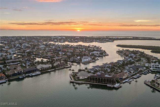 761 Rockport Ct, House other with 6 bedrooms, 5 bathrooms and null parking in MARCO ISLAND FL | Image 49
