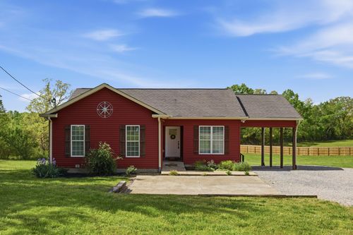 9060 Old Nashville Rd, Bon Aqua, TN, 37025-3152 | Card Image