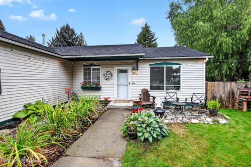 2201 N Cabinet St, Post Falls, ID, 83854-6034 | Card Image