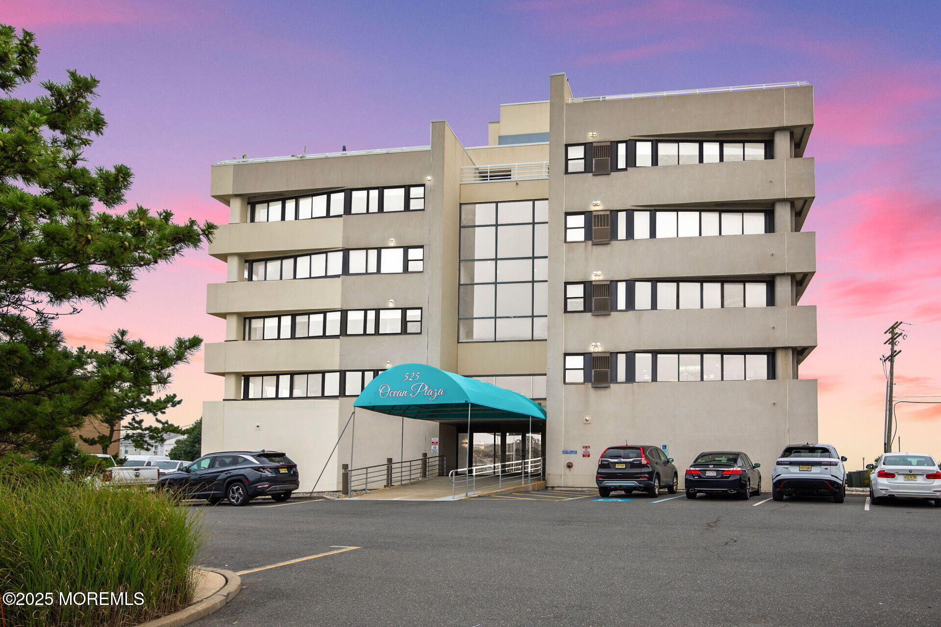Residential Lease in Long Branch