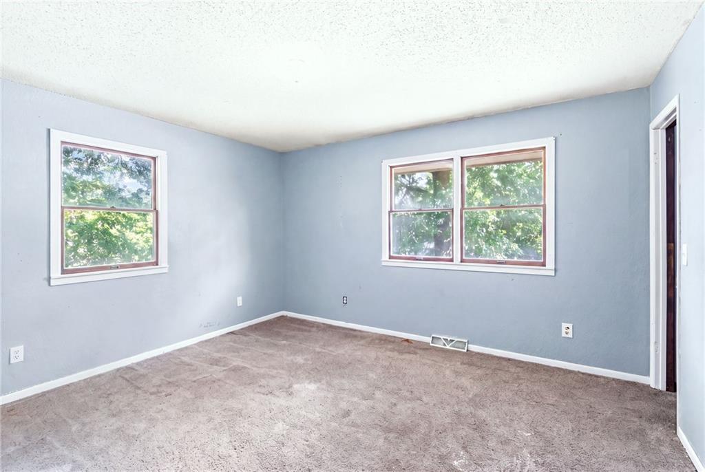 Residential in El Dorado Springs 2