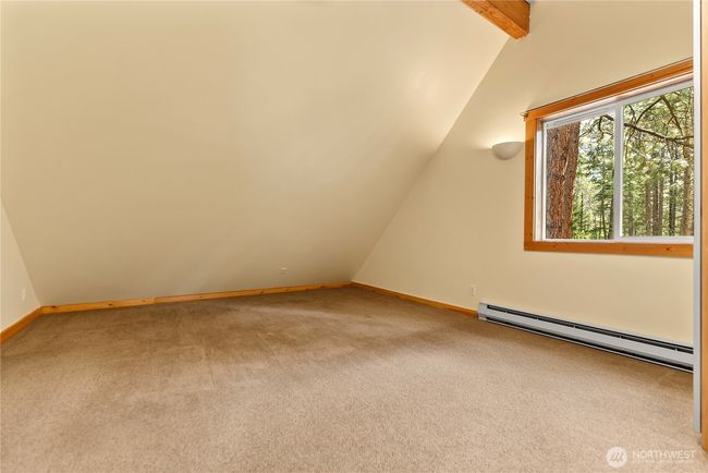 Upstairs -Primary bedroom | Image 33