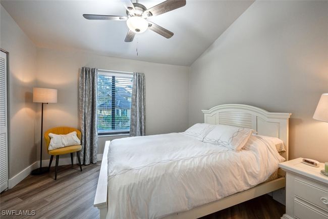 27113 Oakwood Lake Dr, House attached with 3 bedrooms, 3 bathrooms and null parking in BONITA SPRINGS FL | Image 26