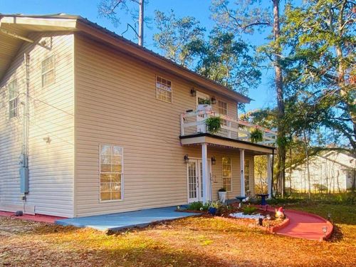 9 Adrienne St, Madisonville, LA, 70447-9741 | Card Image