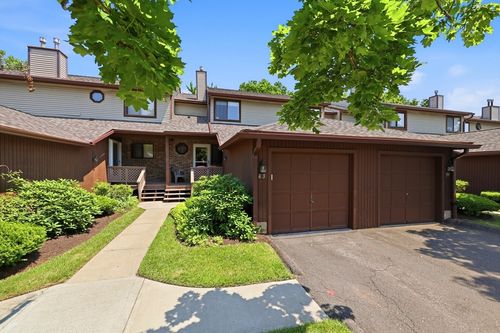 43-43 Dogwood Ln, Agawam, MA, 01001-3643 | Card Image
