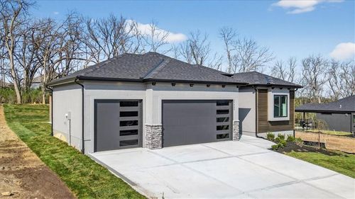 22480 W 89th Ter, Lenexa, KS, 66227-4036 | Card Image