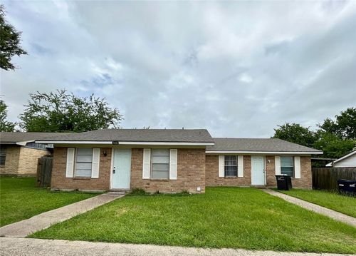 1404 Rescue Ct, College Station, TX, 77845-5906 | Card Image