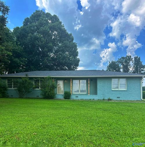 1969 Bobo Section Rd, Hazel Green, AL, 35750-8758 | Card Image