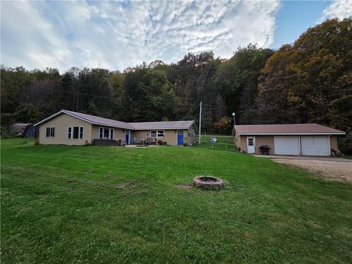 1294 545th Ave, Menomonie, WI, 54751-5214 | Card Image