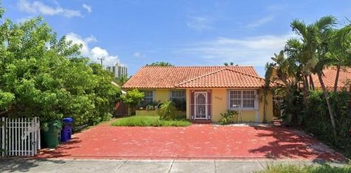 3038 Sw 7th St, Miami, FL, 33135-2739 | Card Image
