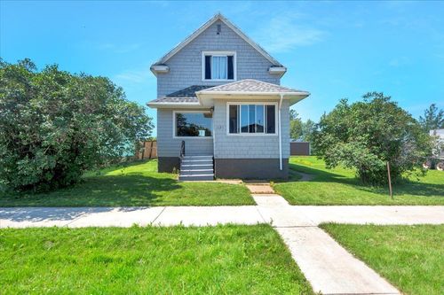 1121 Cedar Ave, Superior, WI, 54880-1933 | Card Image